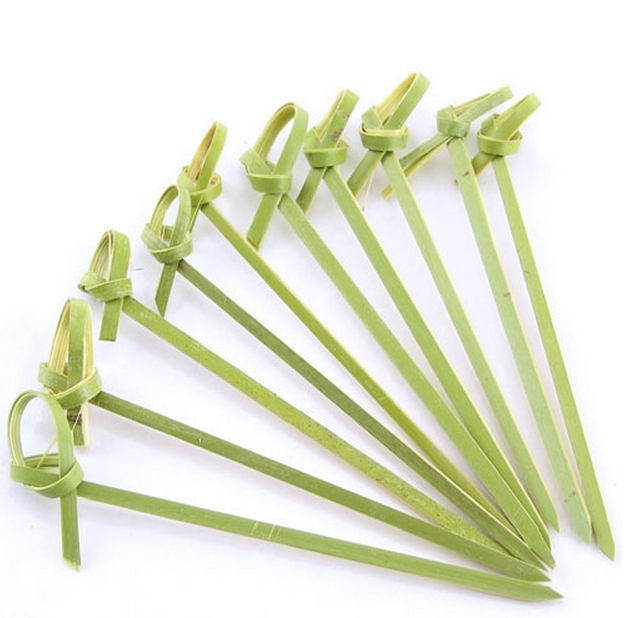 Bamboo pick with decorative knotted end, Color: green, Size: approximately 3.5" long, 1000/cs